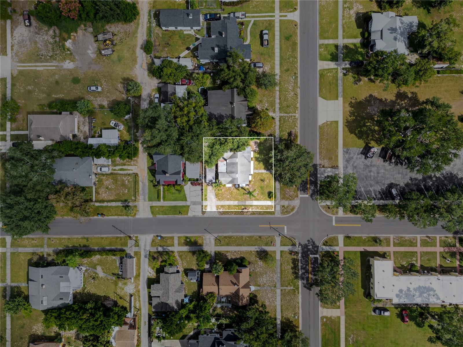 403 E JOHNSON AVE, LAKE WALES, FL, 33853