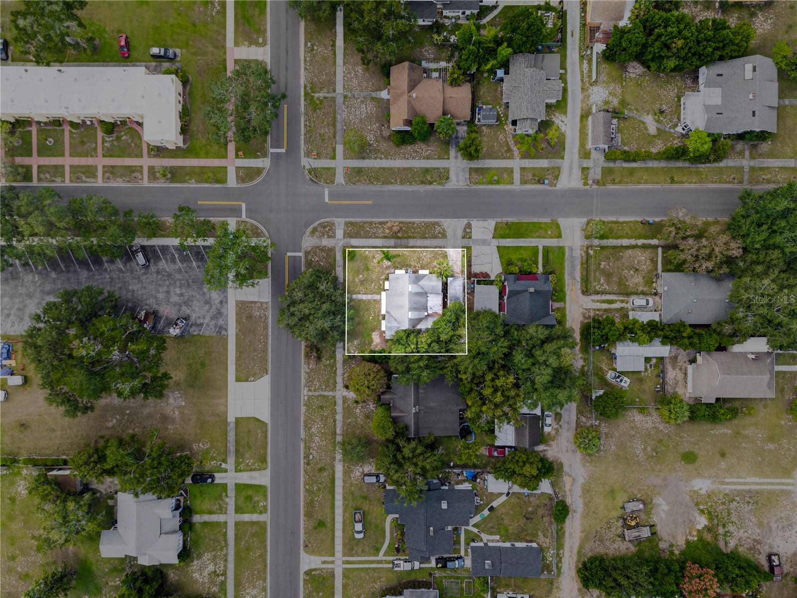 403 E JOHNSON AVE, LAKE WALES, FL, 33853