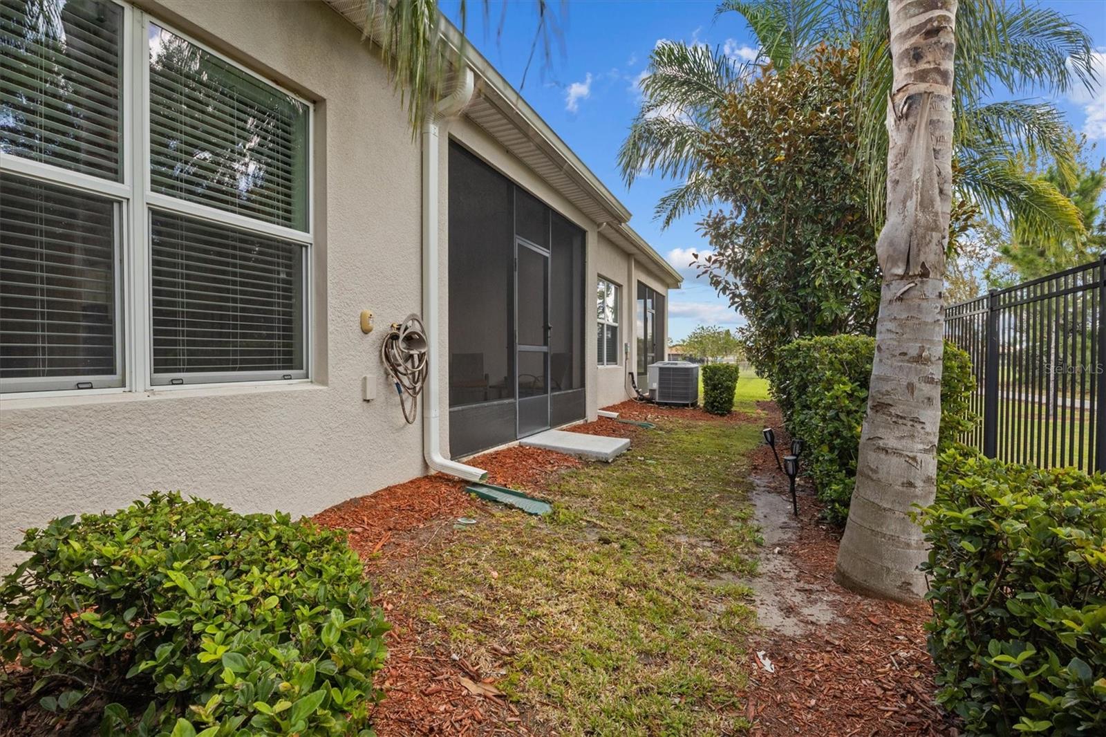 2853 ATTWATER LOOP, WINTER HAVEN, FL, 33884