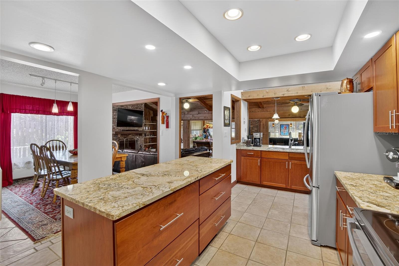 1615 TEAKWOOD DR, PLANT CITY, FL, 33563