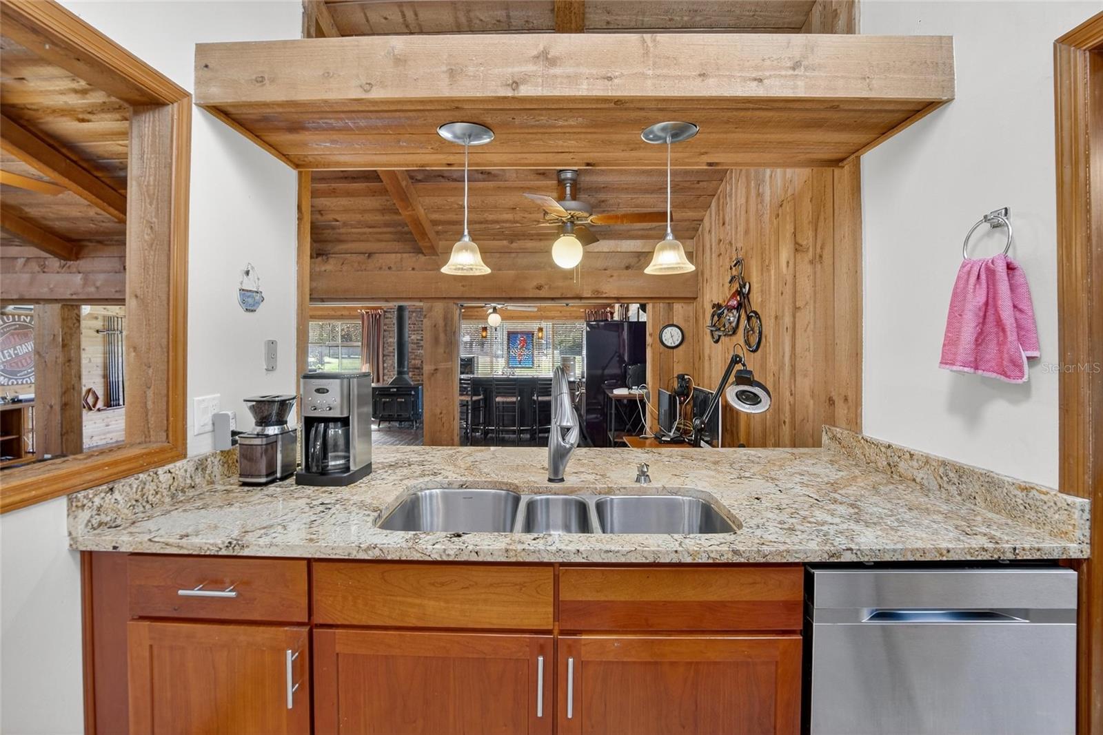 1615 TEAKWOOD DR, PLANT CITY, FL, 33563