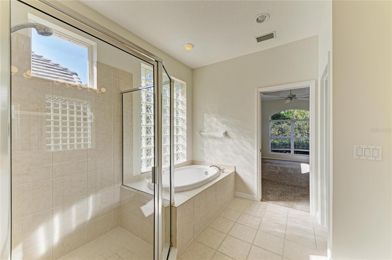 6710 PEBBLE BEACH WAY, LAKEWOOD RANCH, FL, 34202