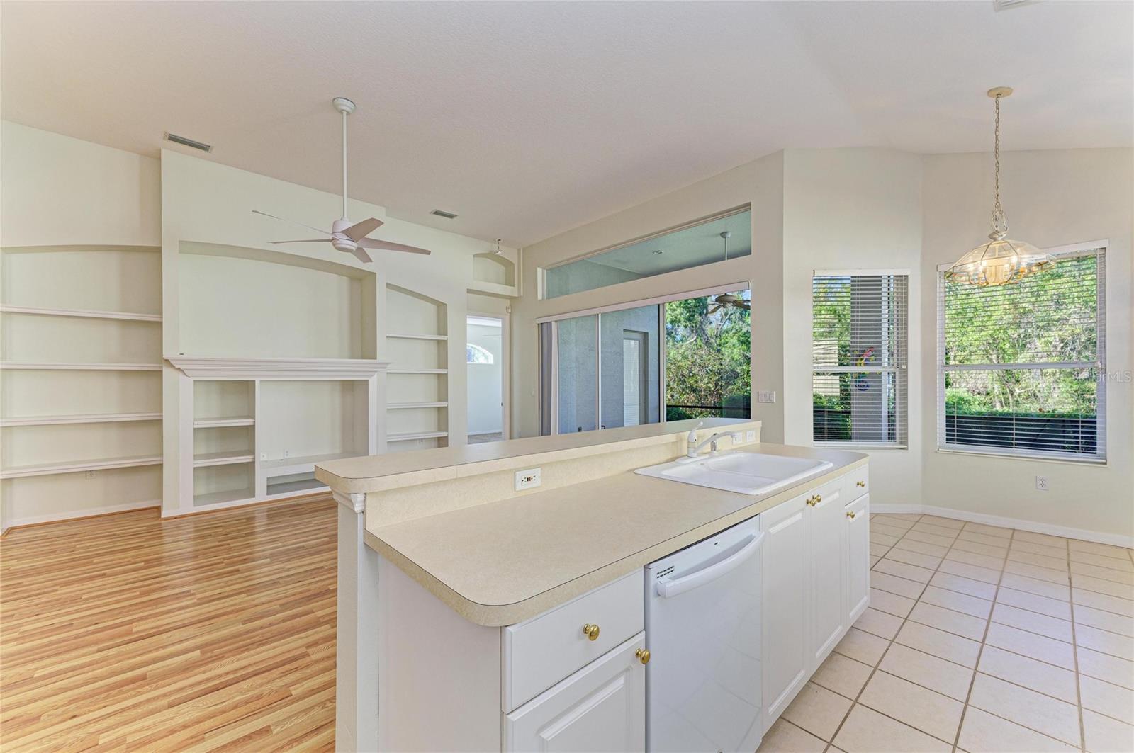 6710 PEBBLE BEACH WAY, LAKEWOOD RANCH, FL, 34202