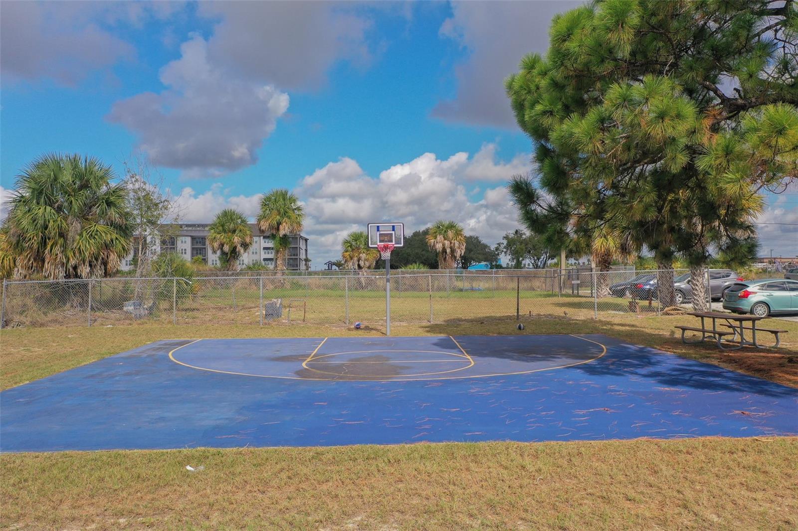 P4936737 Property Photo