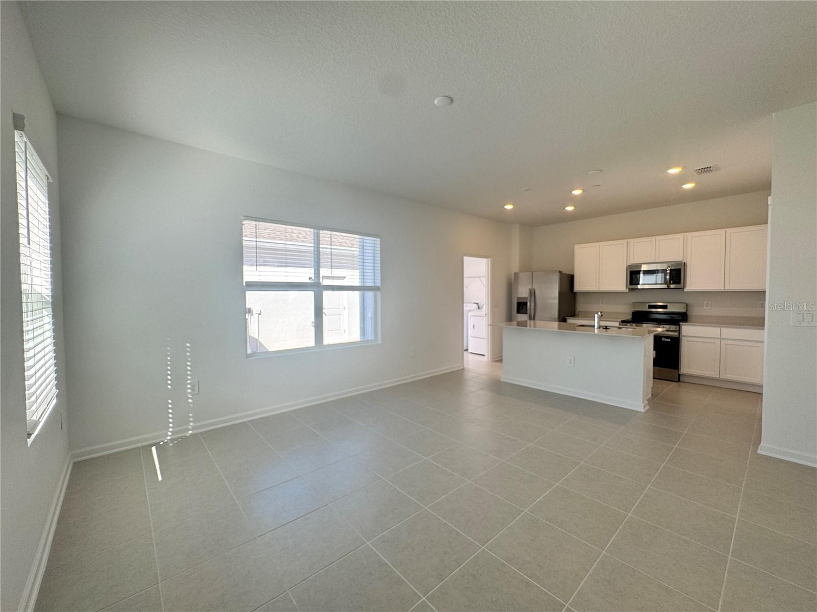 2286 WHITE BUFFALO ST, APOPKA, FL, 32703