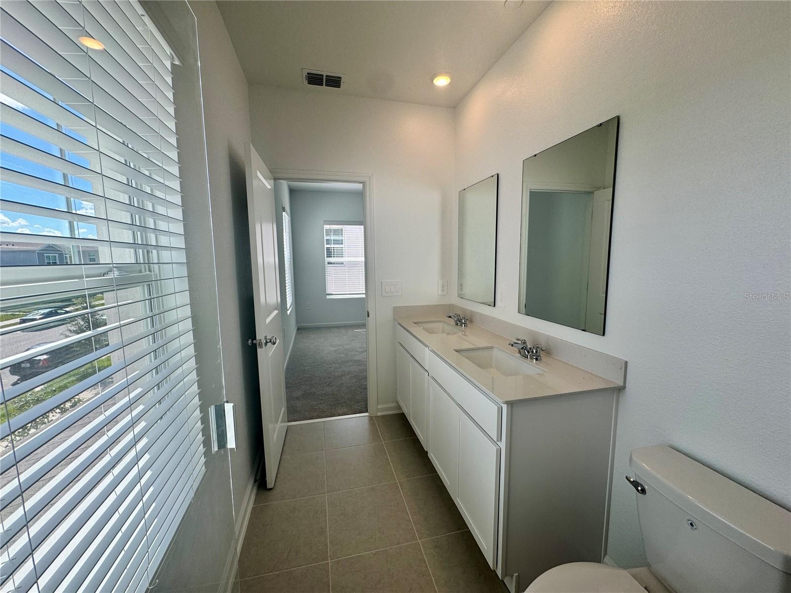 2286 WHITE BUFFALO ST, APOPKA, FL, 32703