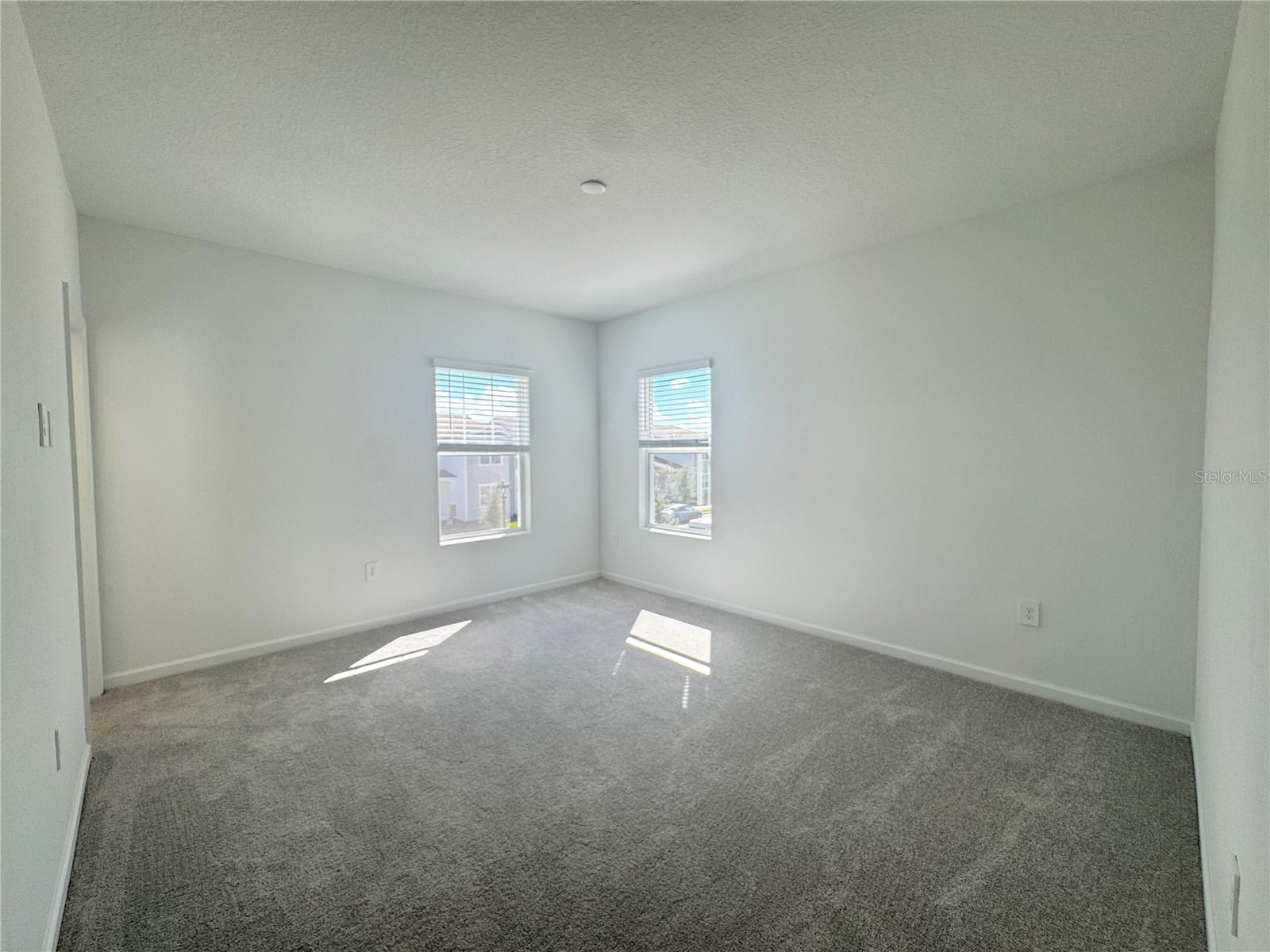 2286 WHITE BUFFALO ST, APOPKA, FL, 32703