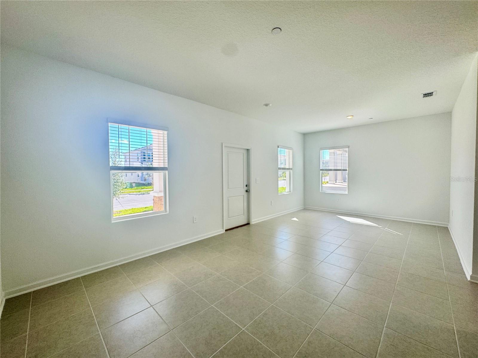 2286 WHITE BUFFALO ST, APOPKA, FL, 32703