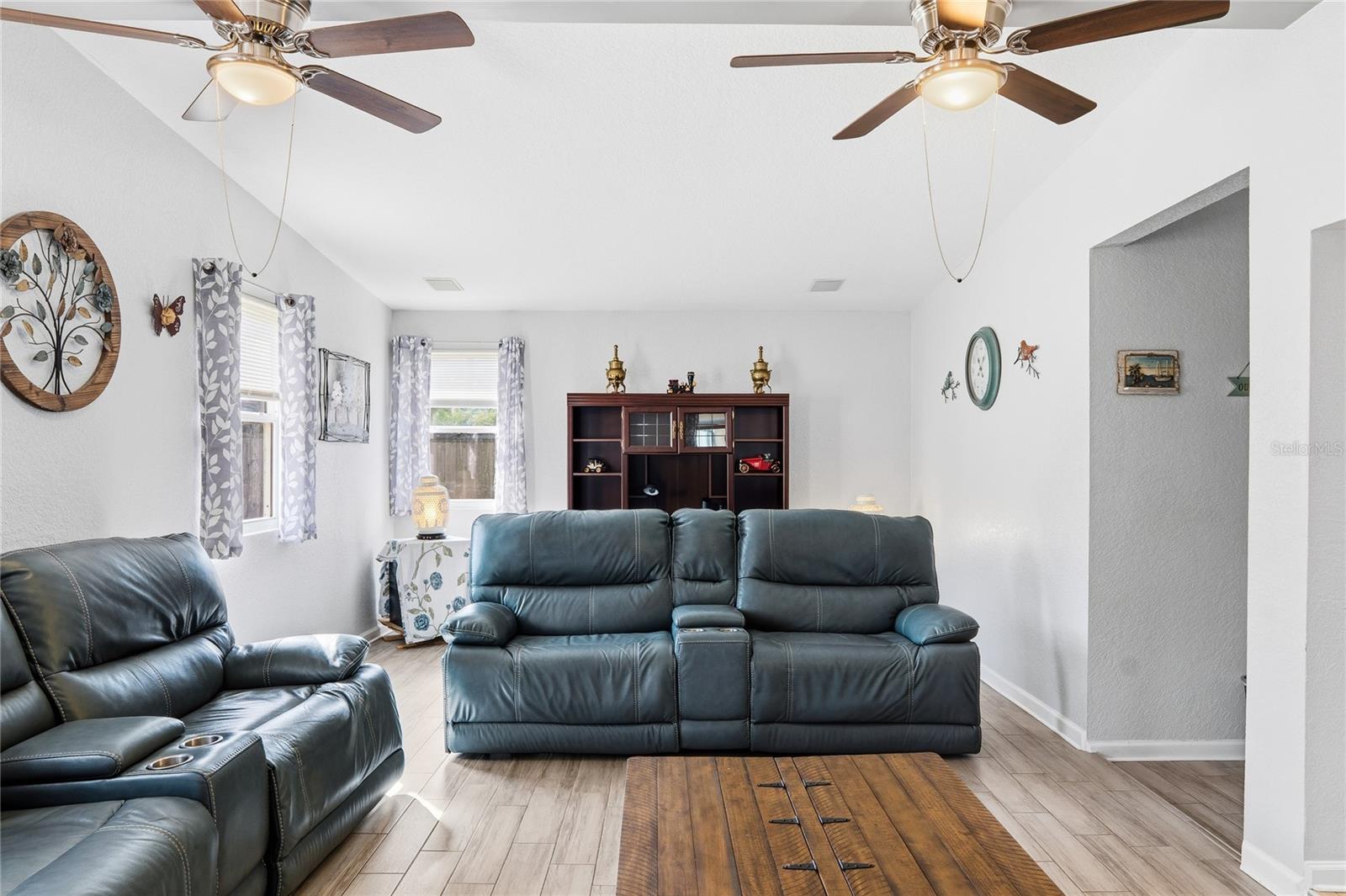 910 CHEROKEE CIR, SANFORD, FL, 32773