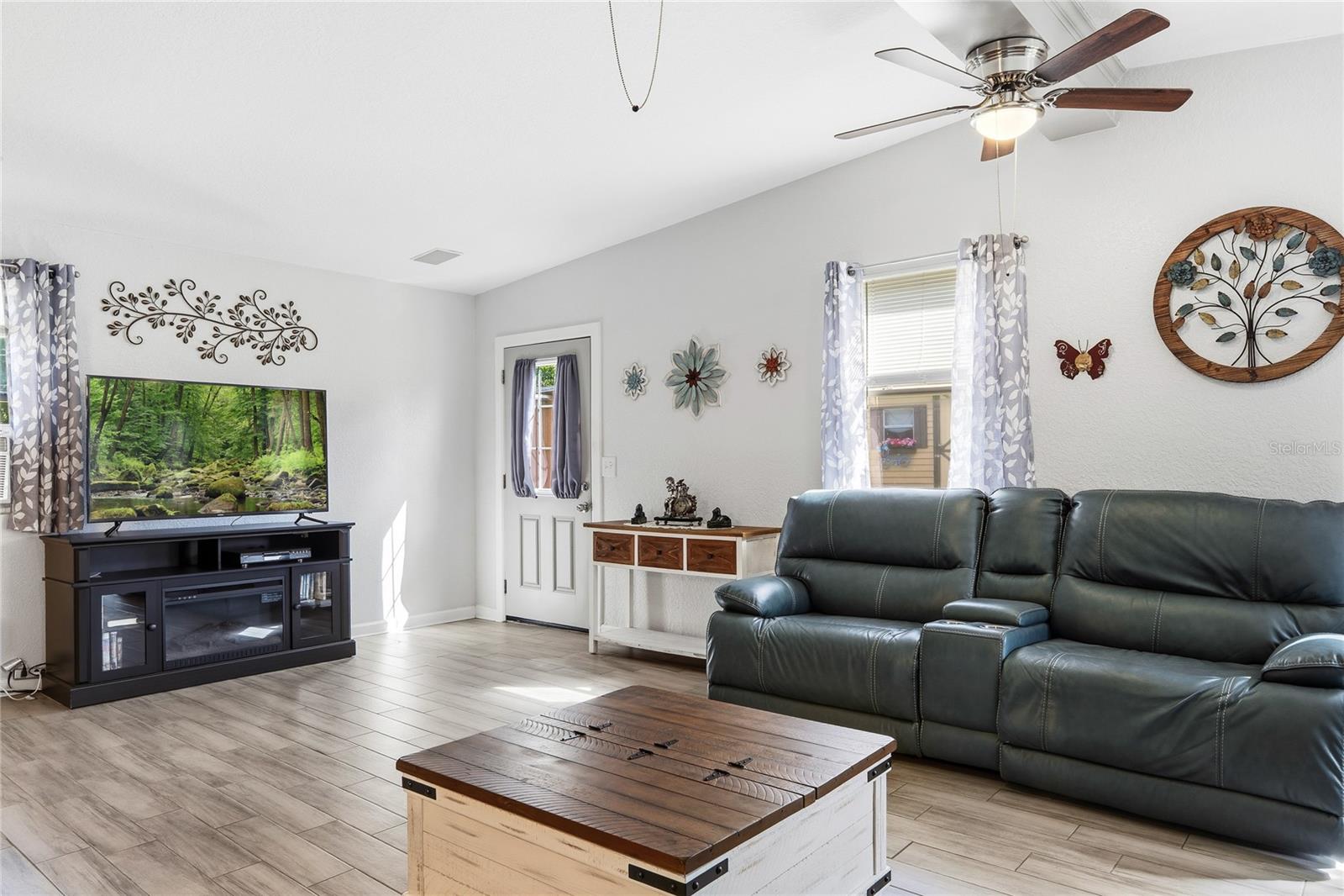 910 CHEROKEE CIR, SANFORD, FL, 32773