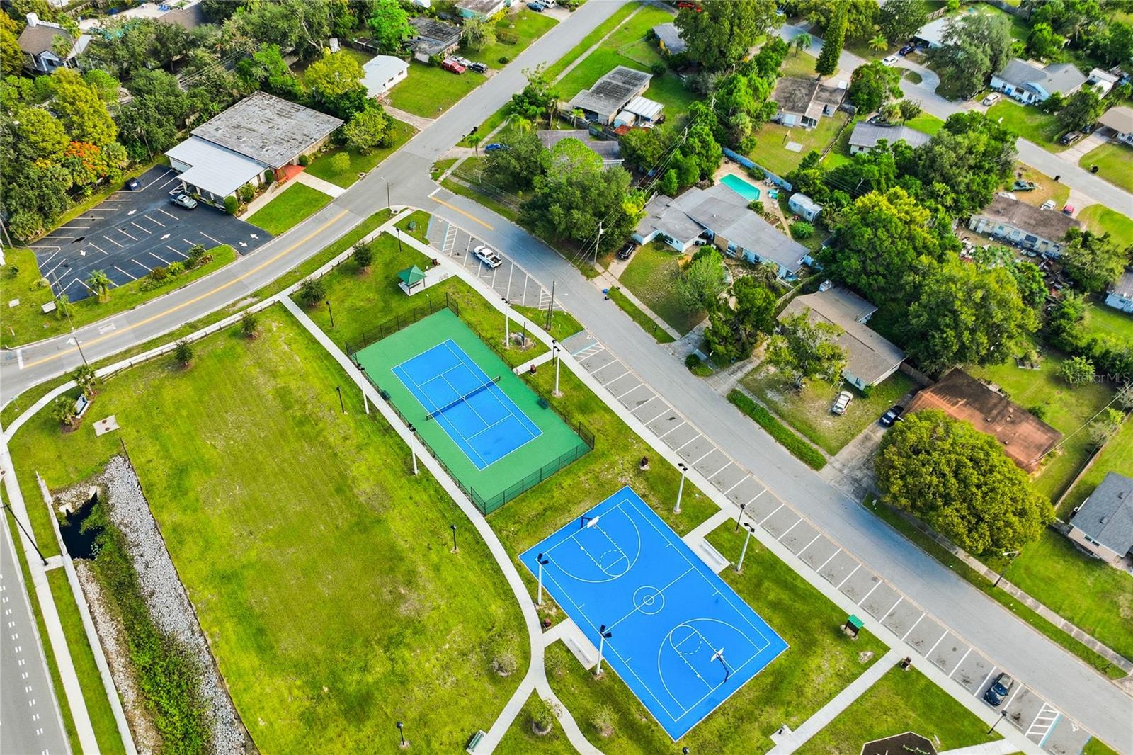 910 CHEROKEE CIR, SANFORD, FL, 32773