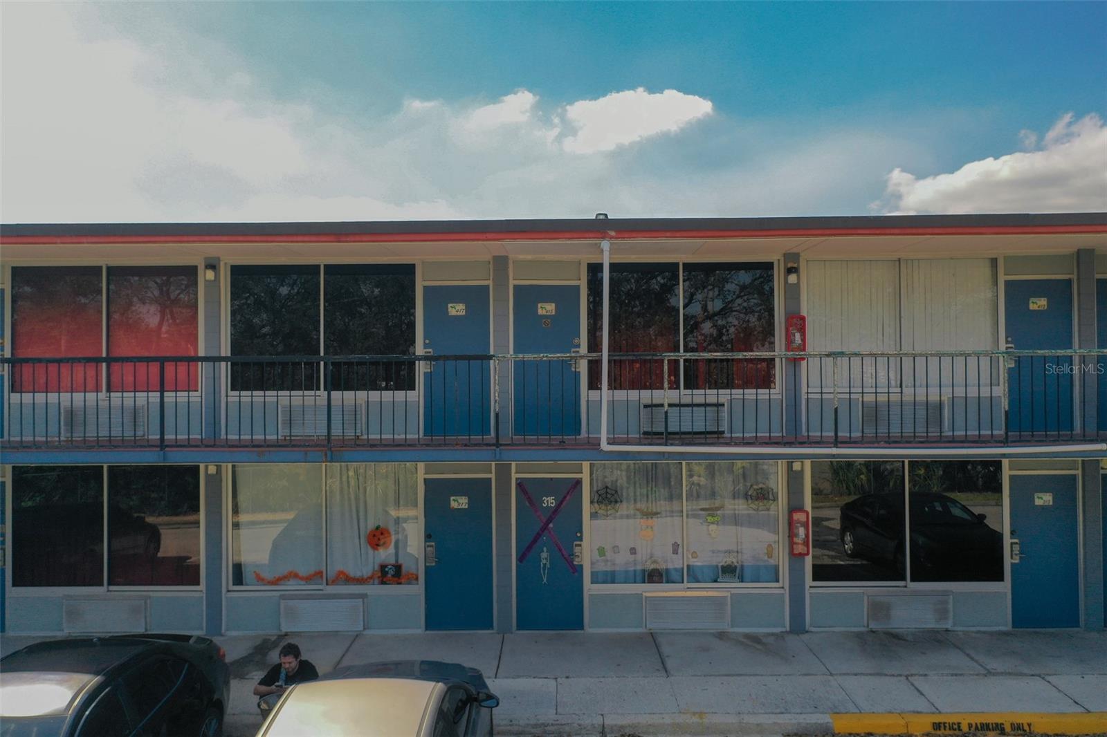 P4936738 Property Photo