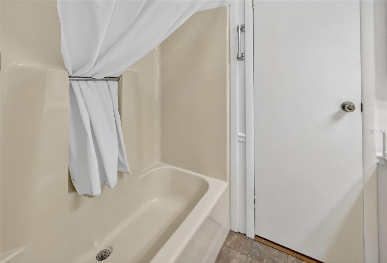 622 JENNIFER DR, THE VILLAGES, FL, 32159