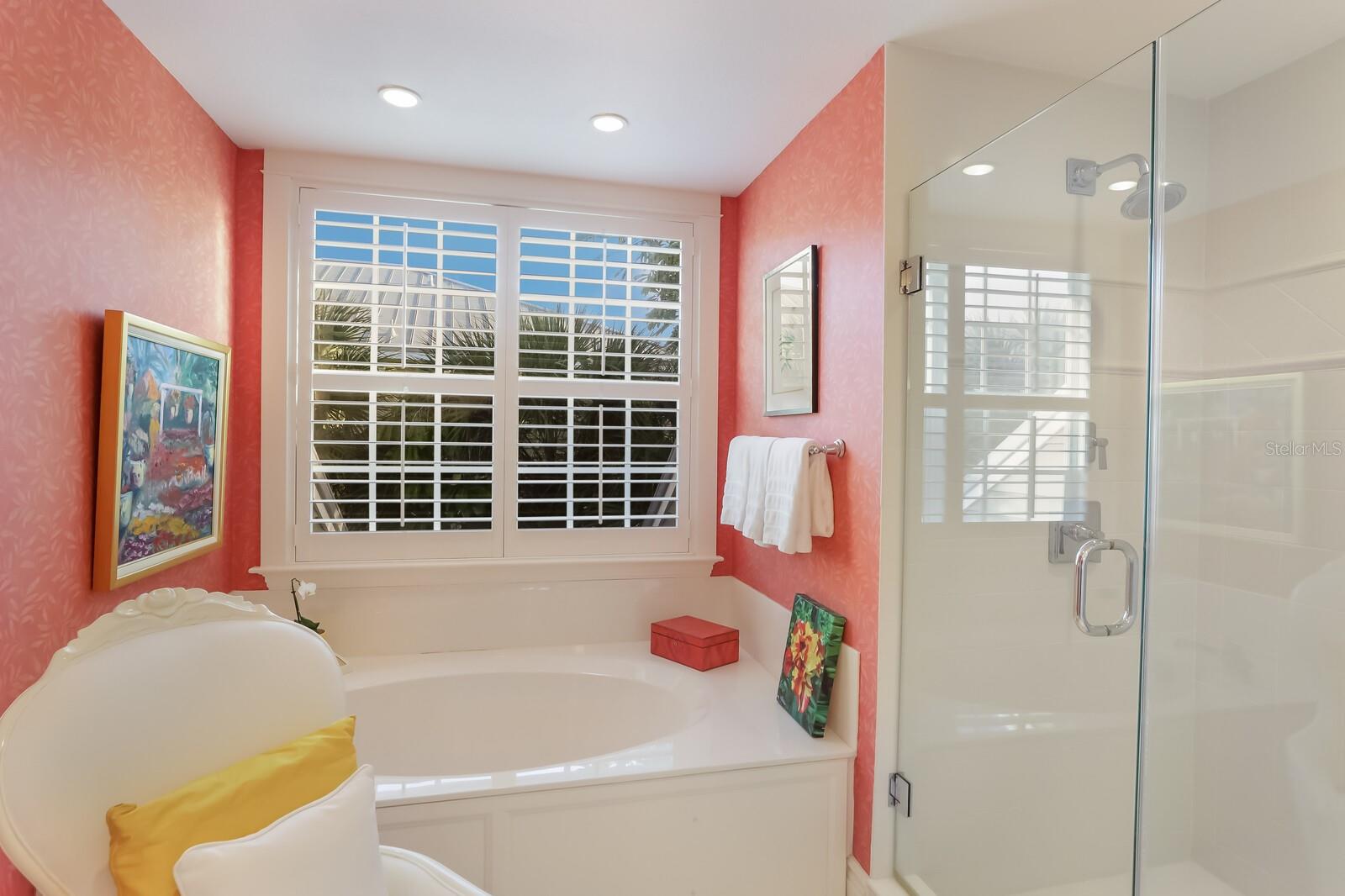 D6144328 Property Photo