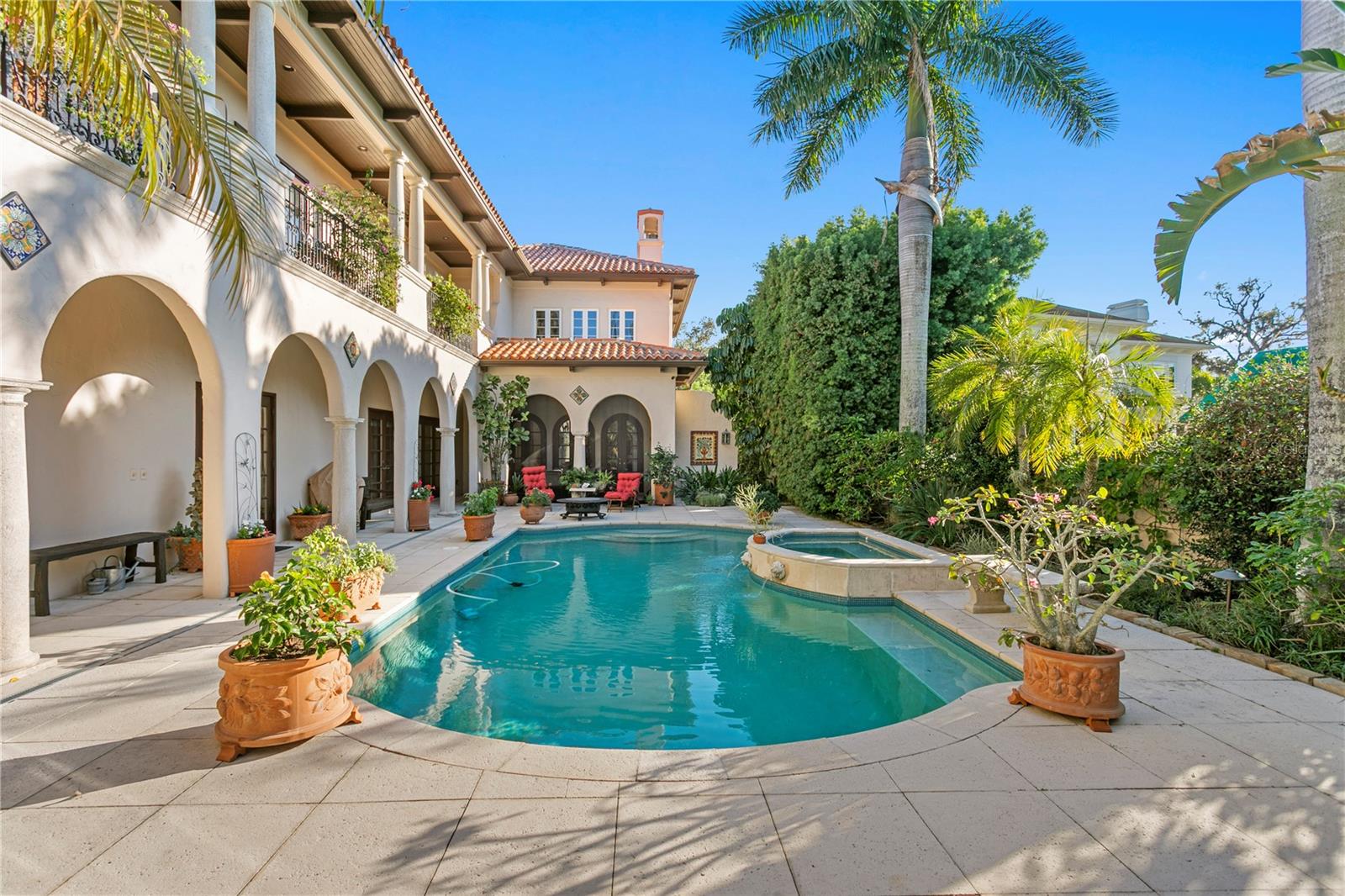 TB8439358 Property Photo