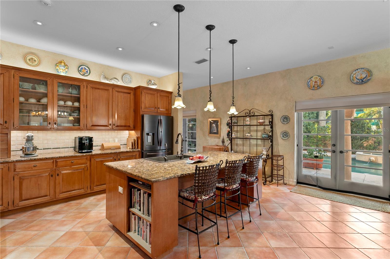 TB8439358 Property Photo