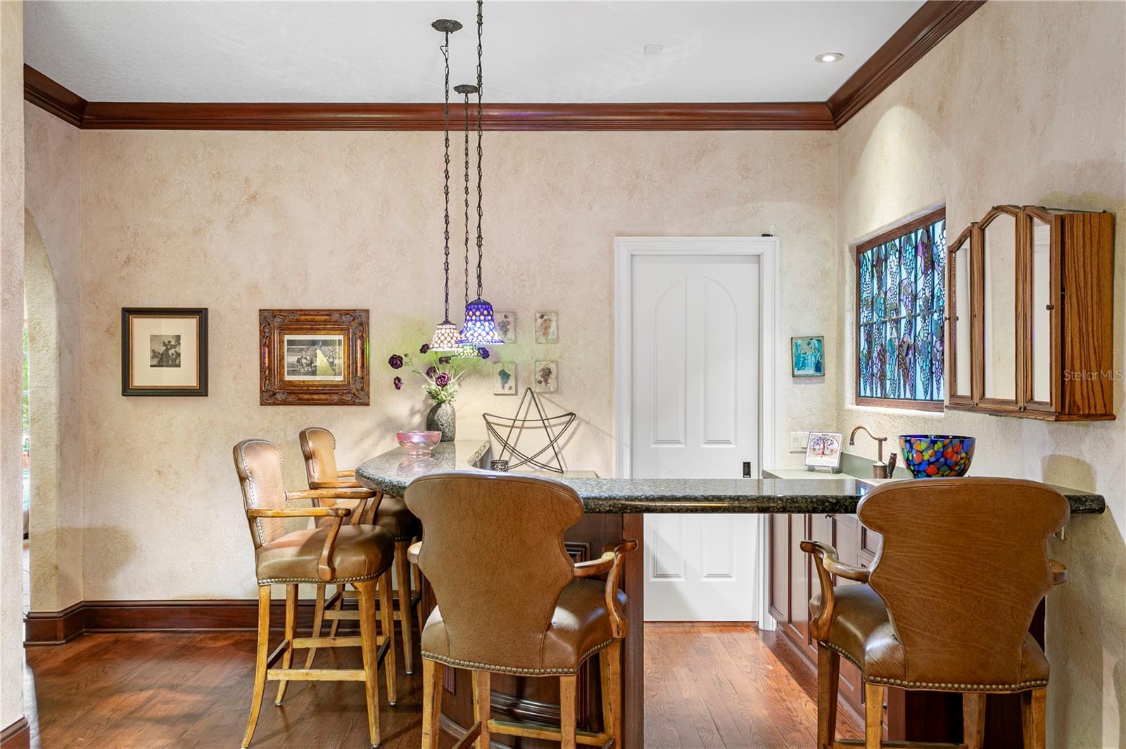 TB8439358 Property Photo