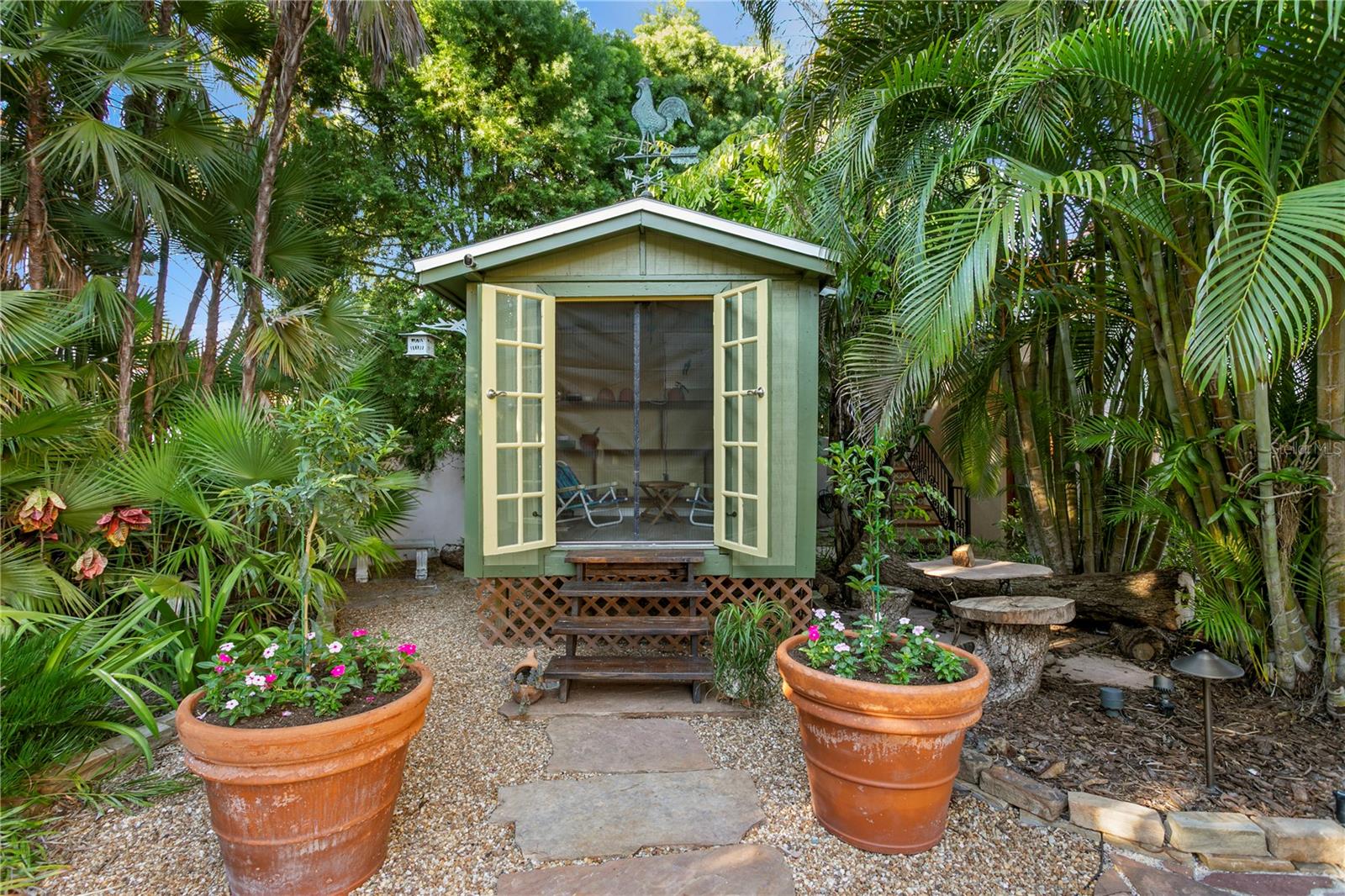 TB8439358 Property Photo