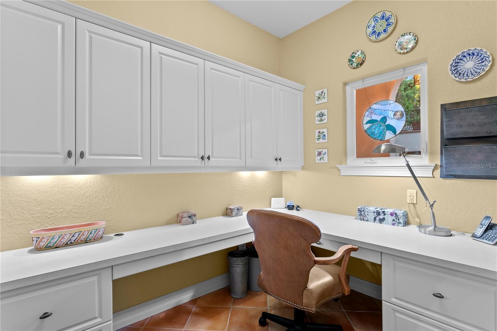 TB8439358 Property Photo