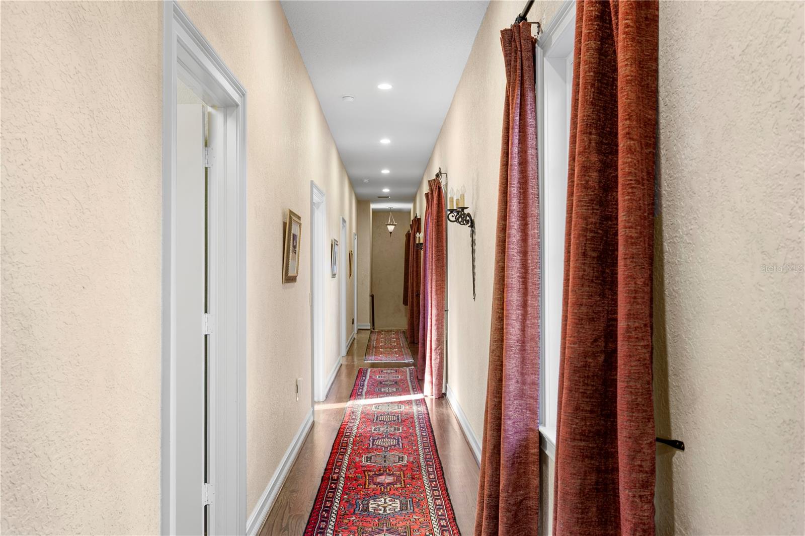 TB8439358 Property Photo