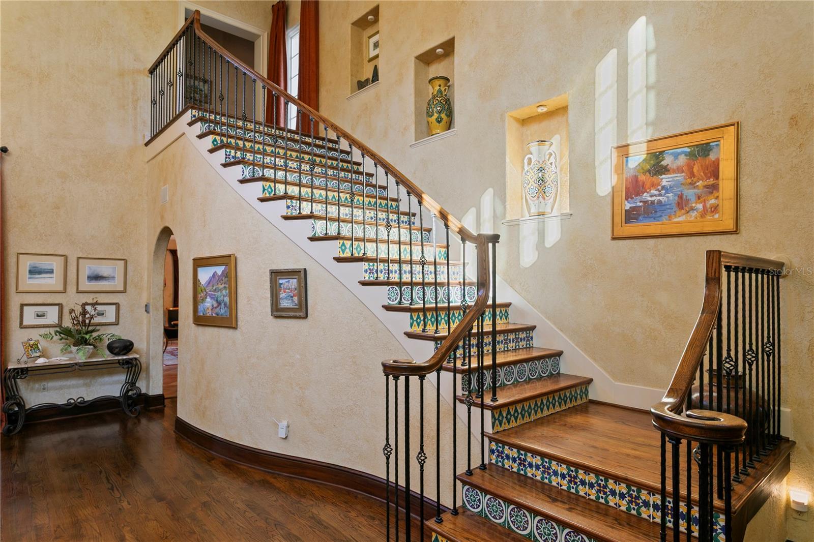 TB8439358 Property Photo