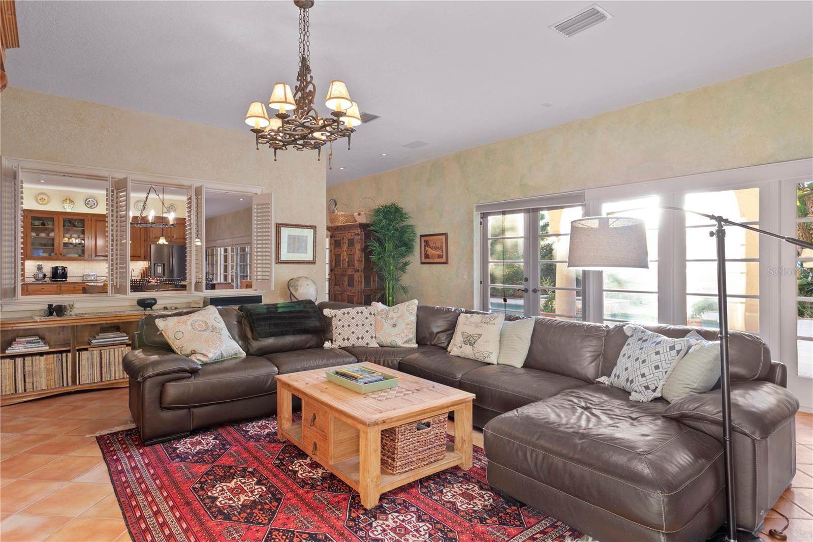 TB8439358 Property Photo