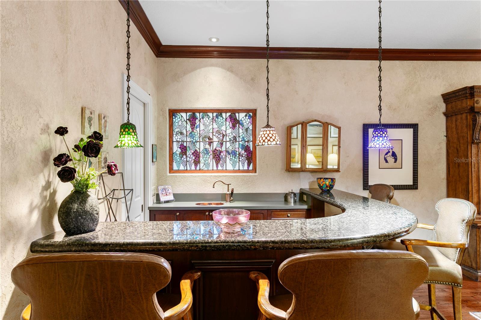 TB8439358 Property Photo