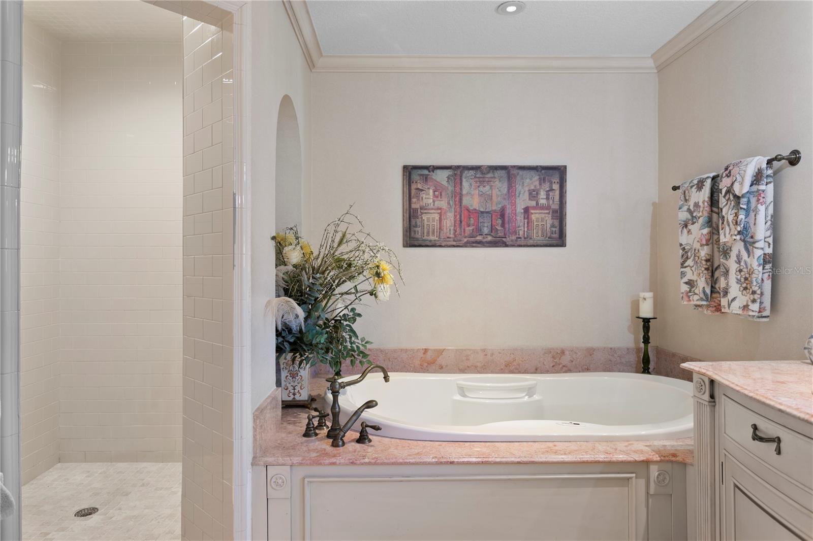 TB8439358 Property Photo