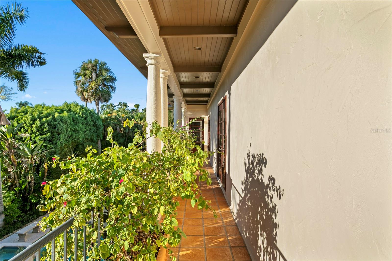 TB8439358 Property Photo