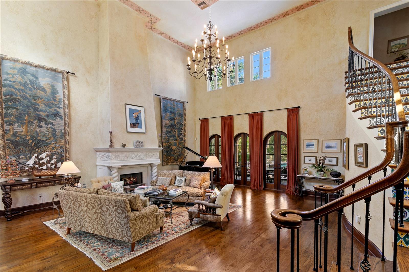 TB8439358 Property Photo