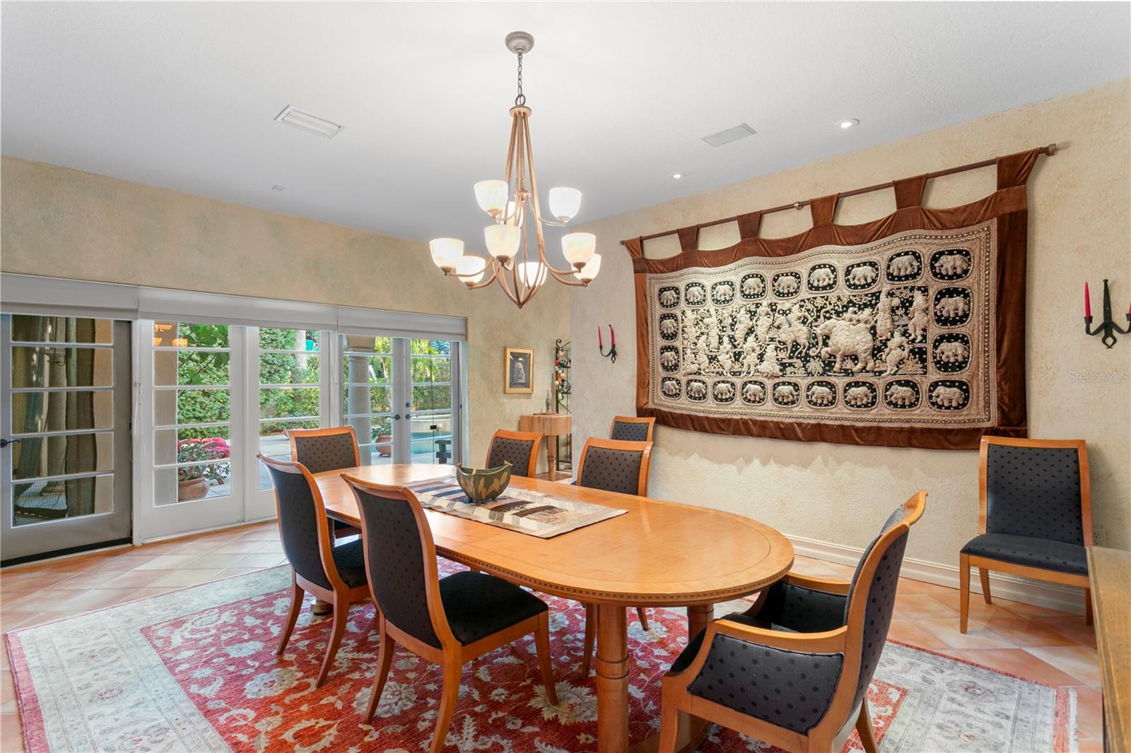 TB8439358 Property Photo