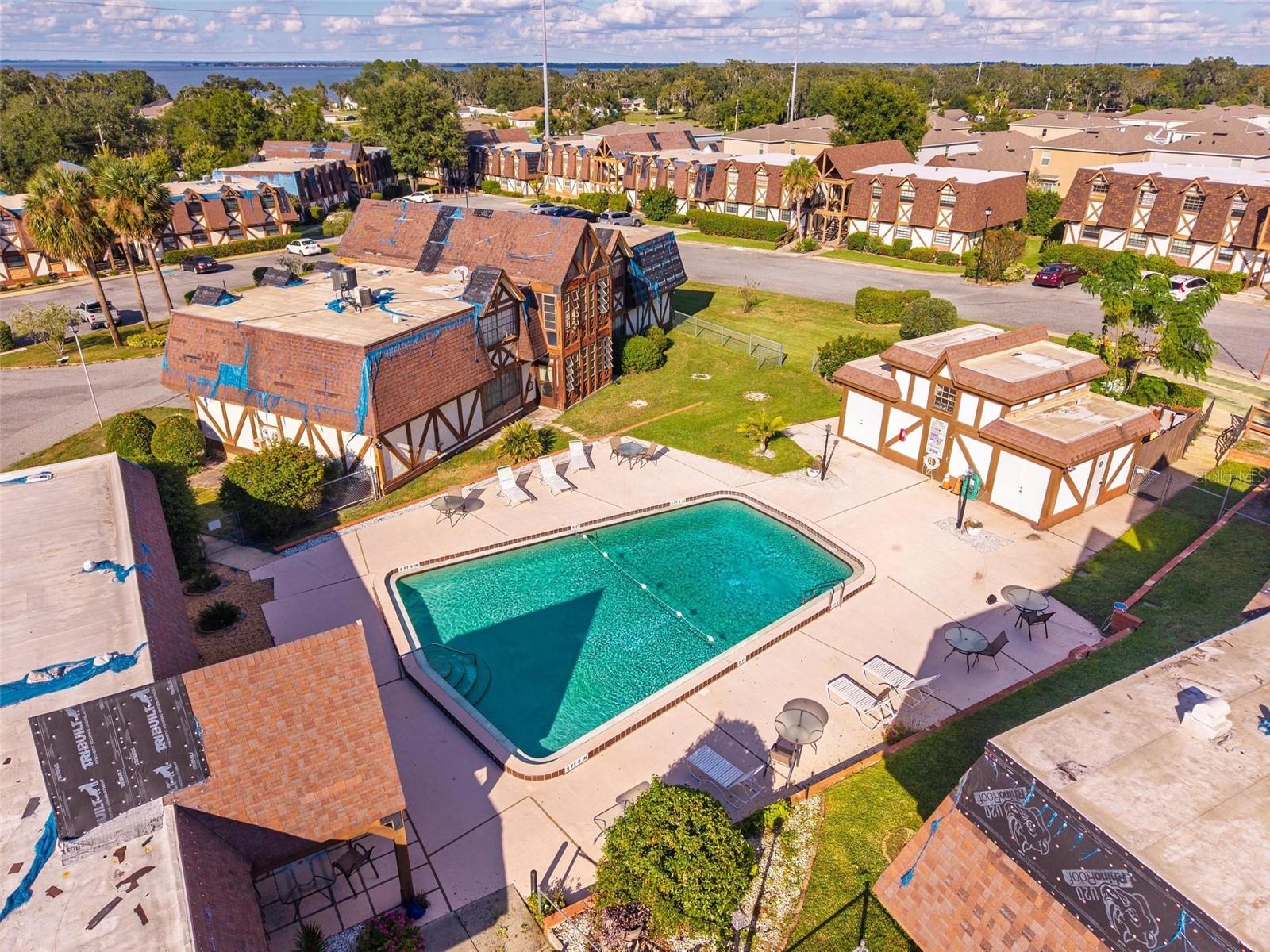 O6353733 Property Photo