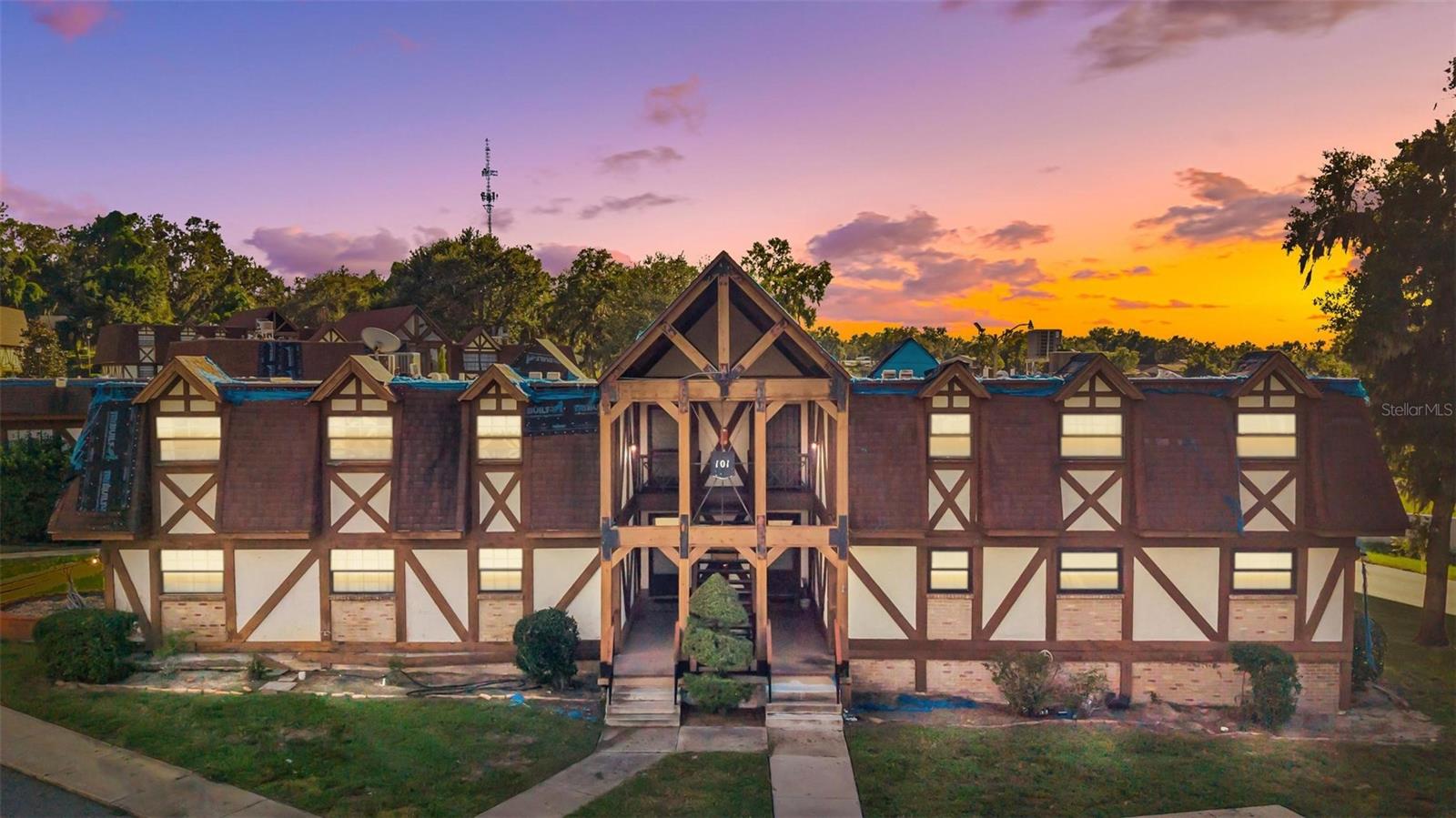 O6353733 Property Photo