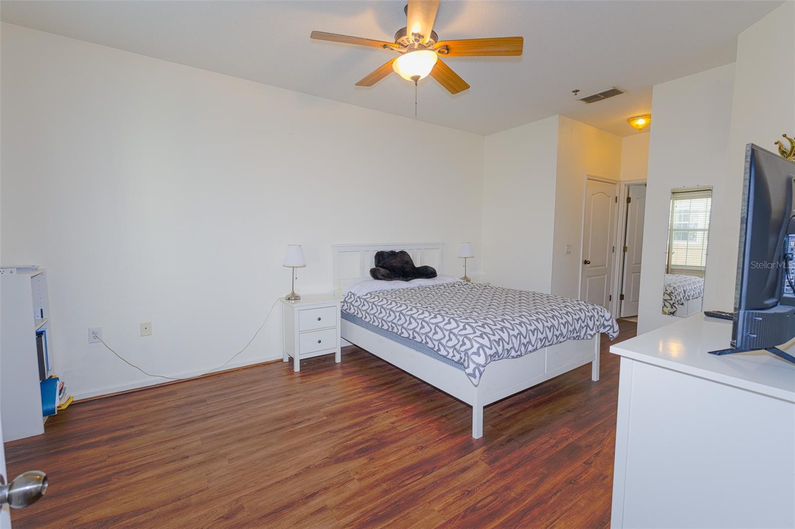 SUMMERGATE CONDO PH 4 OR 6357/3553 UNIT4213, ORLANDO, FL, 32811