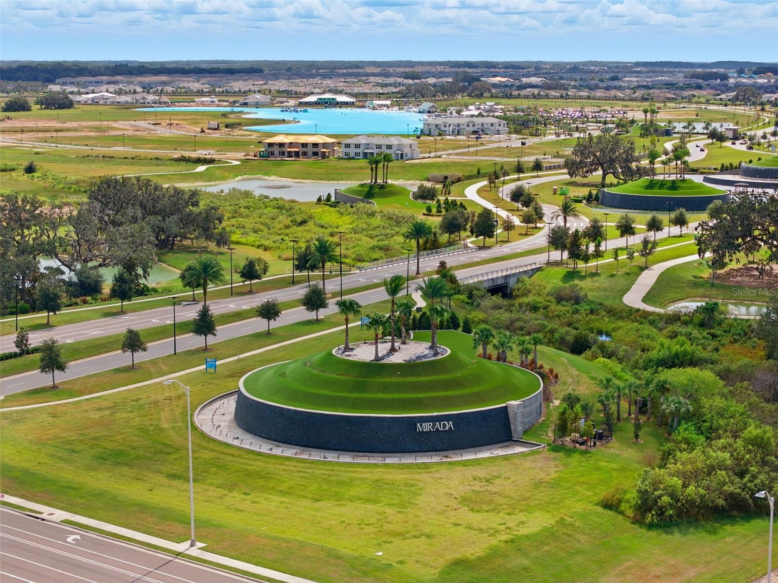Mirada Entrance into the Community for SR 52
