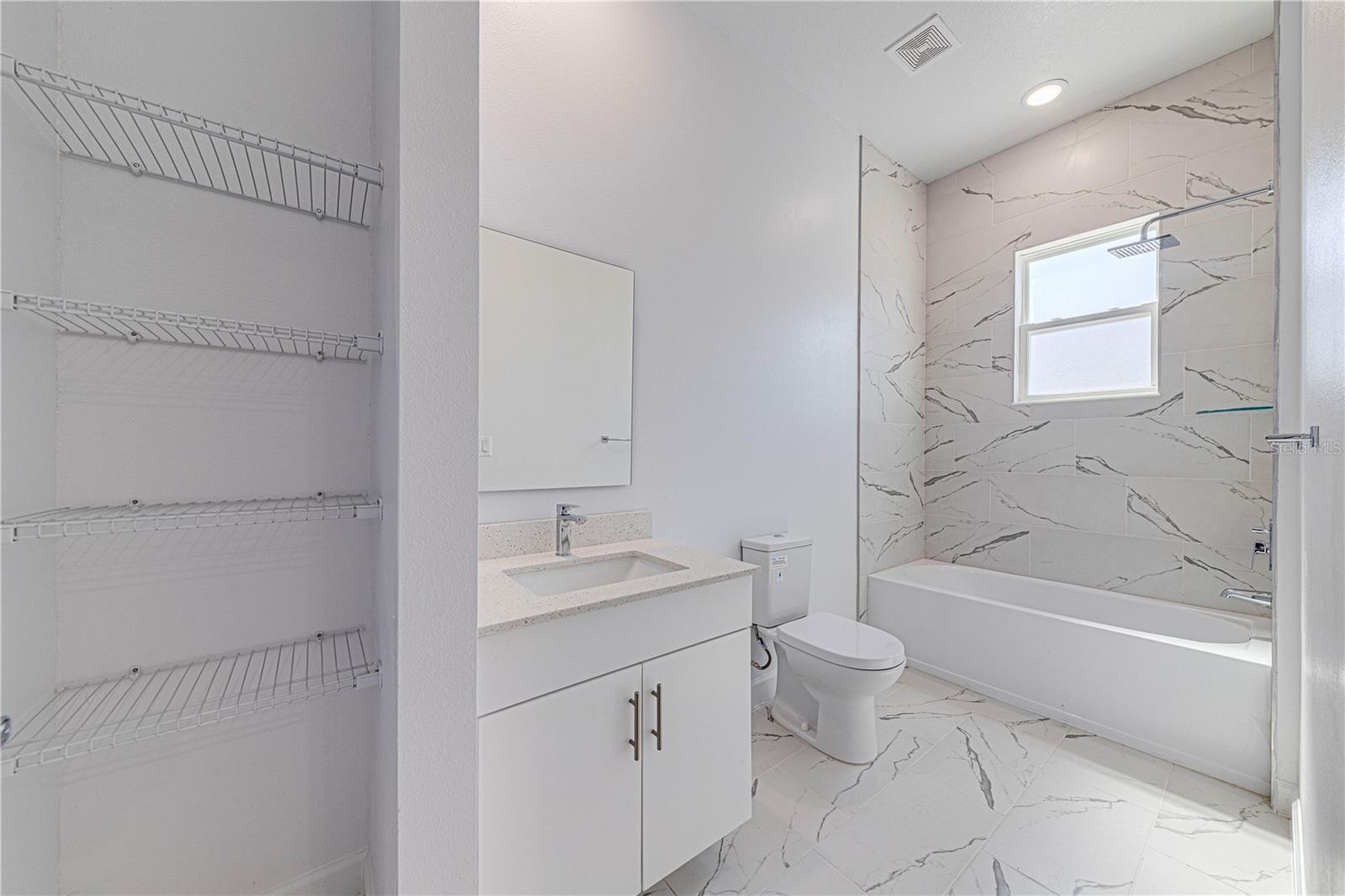 400 FAMAGUSTA DR, DAVENPORT, FL, 33896