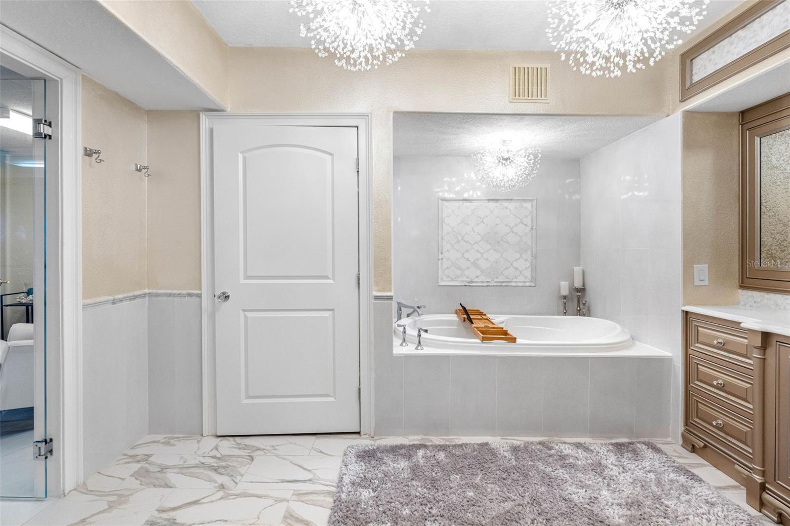 200 121ST AVE #104, TREASURE ISLAND, FL, 33706