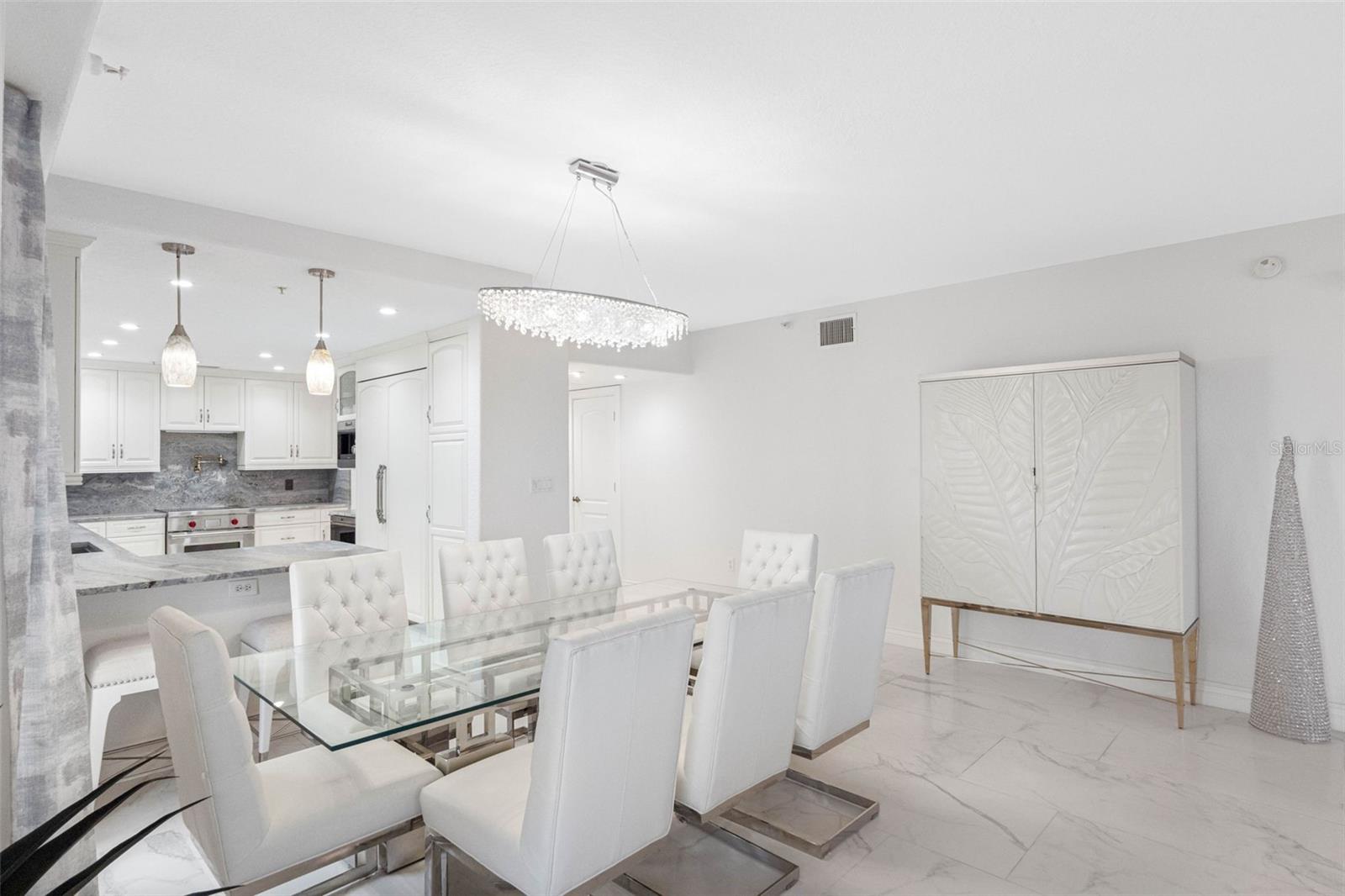 200 121ST AVE #104, TREASURE ISLAND, FL, 33706