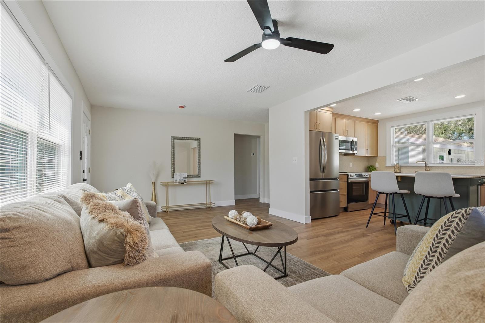 918 E LAMBRIGHT ST, TAMPA, FL, 33604