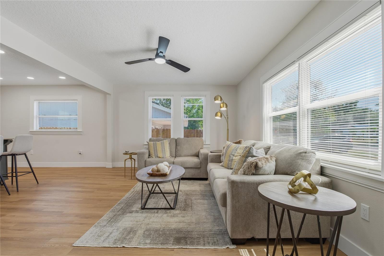 918 E LAMBRIGHT ST, TAMPA, FL, 33604