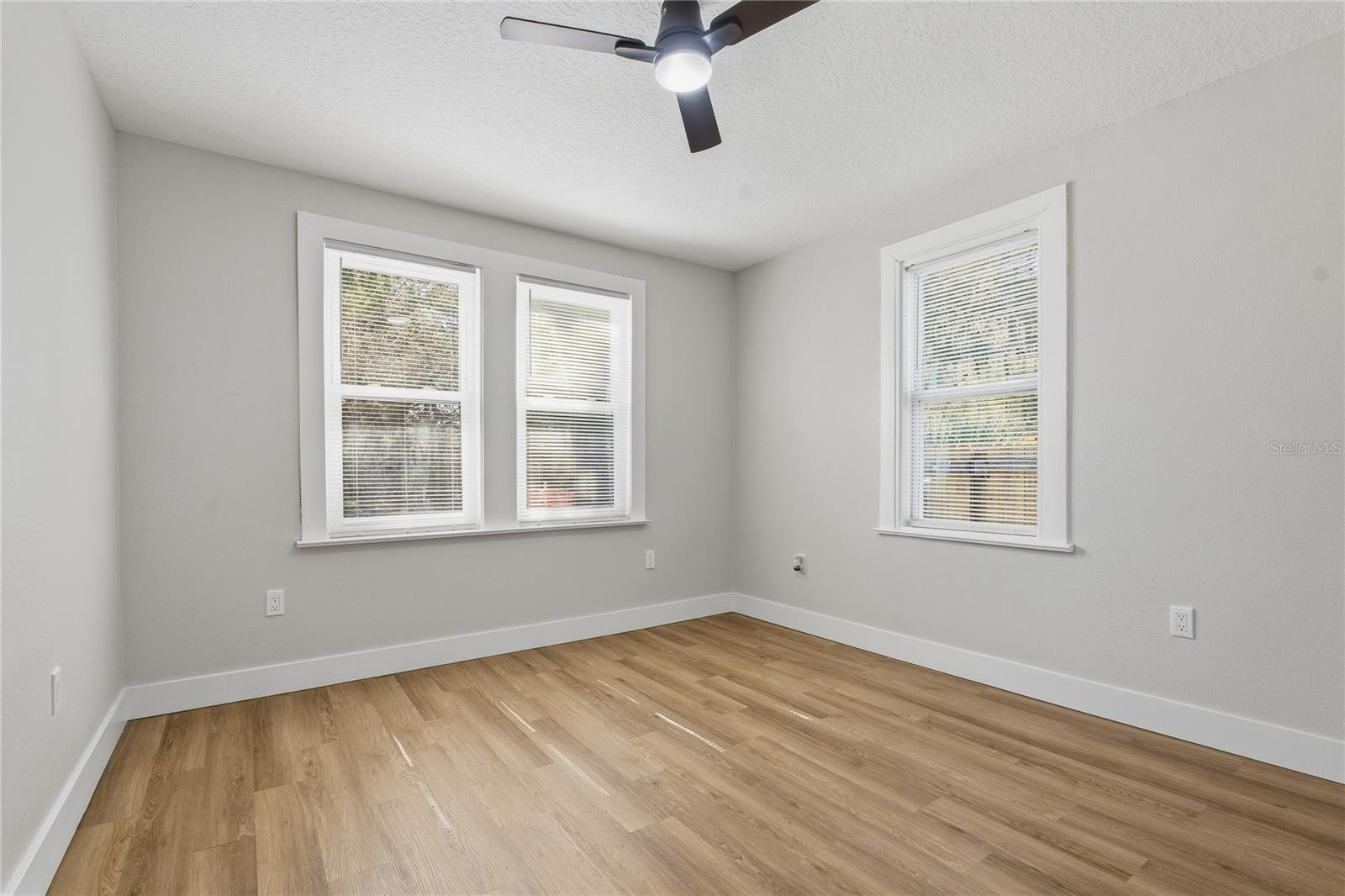 918 E LAMBRIGHT ST, TAMPA, FL, 33604