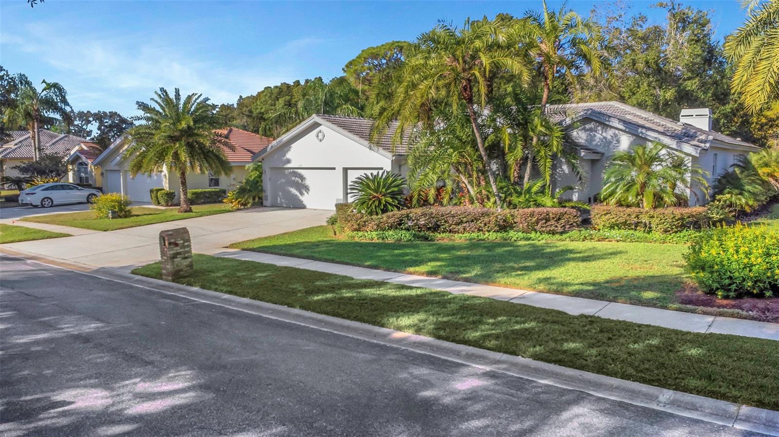 1130 KINGS WAY LN, TARPON SPRINGS, FL, 34688