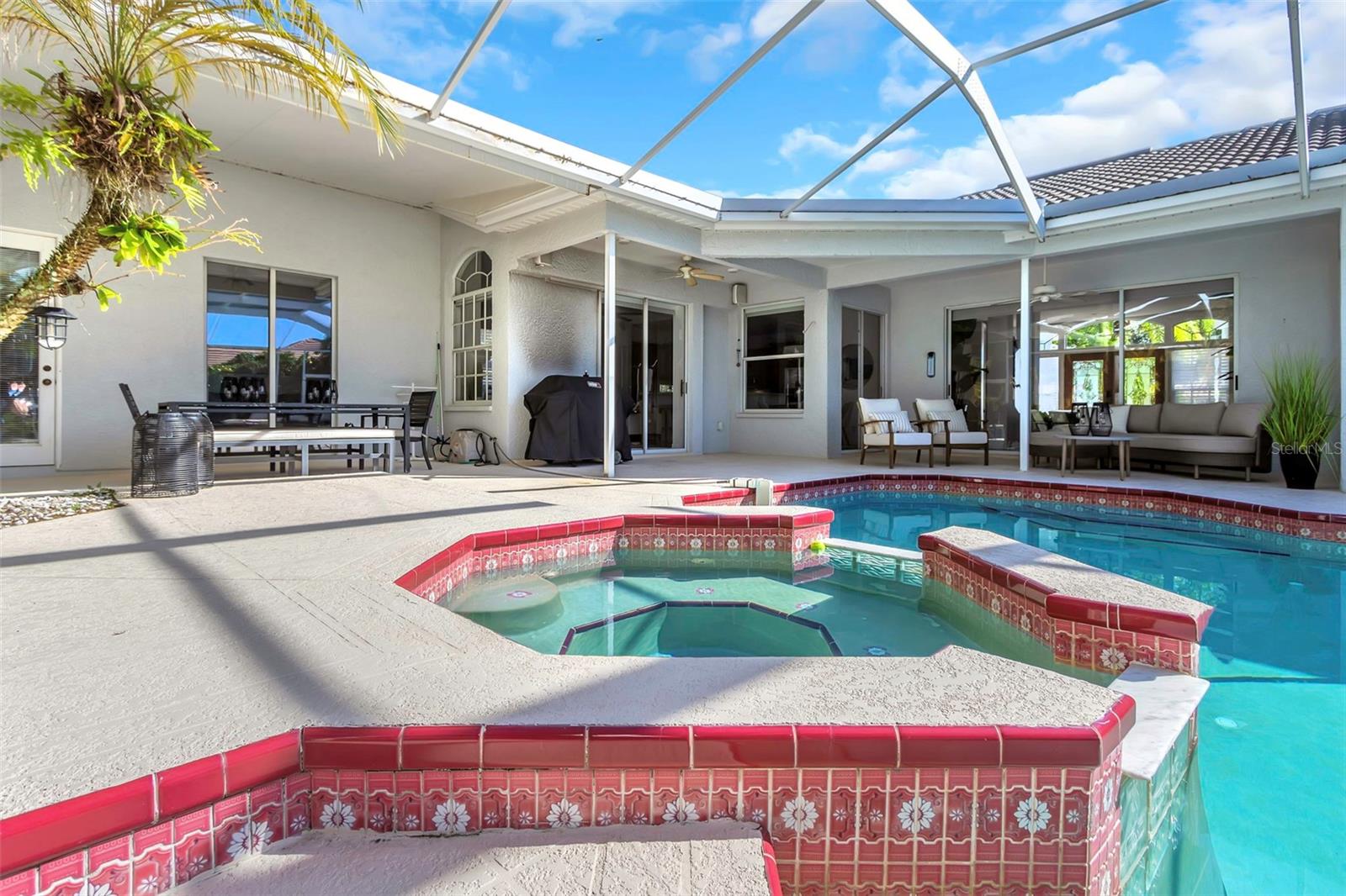 1130 KINGS WAY LN, TARPON SPRINGS, FL, 34688