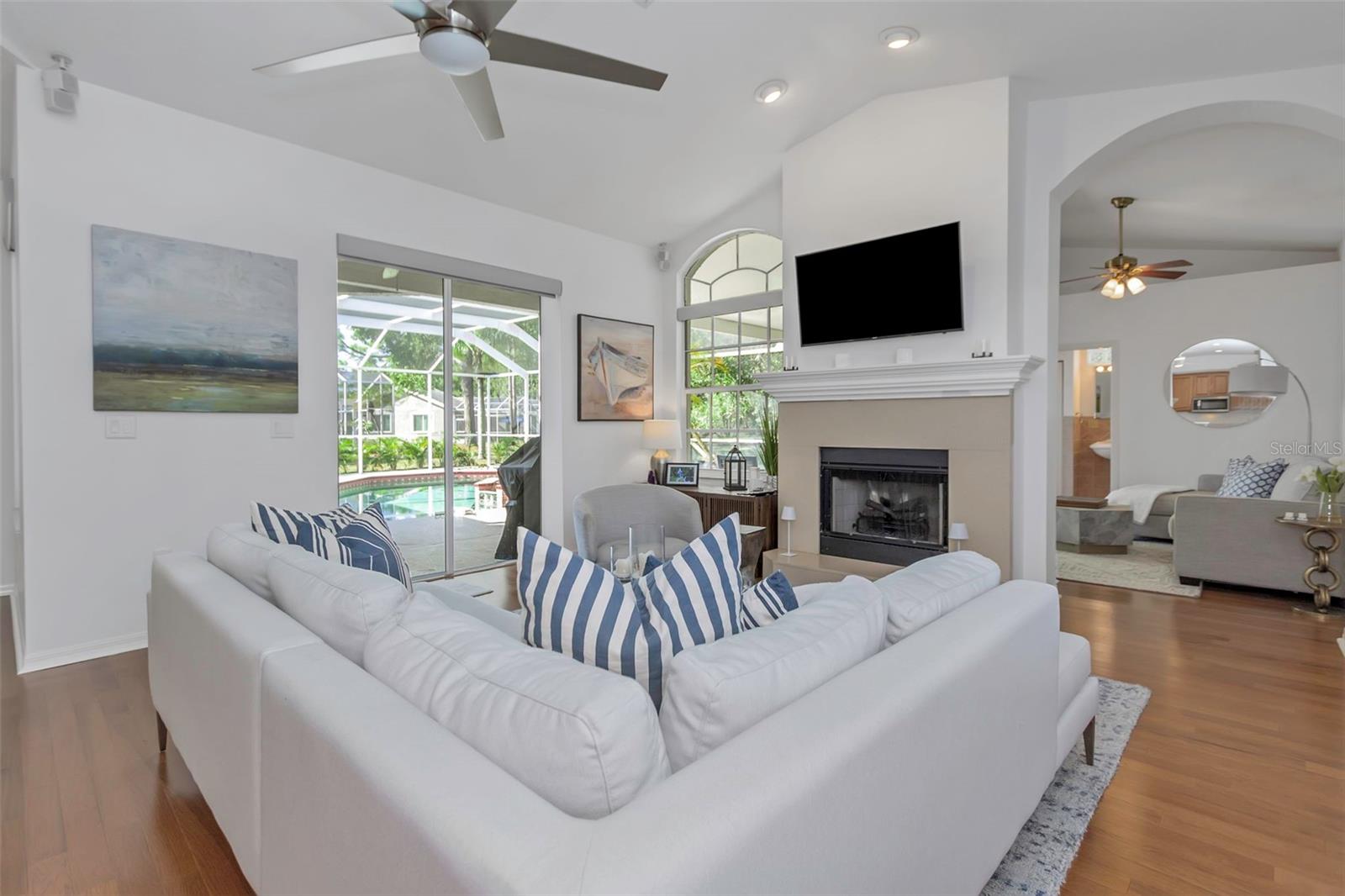 1130 KINGS WAY LN, TARPON SPRINGS, FL, 34688