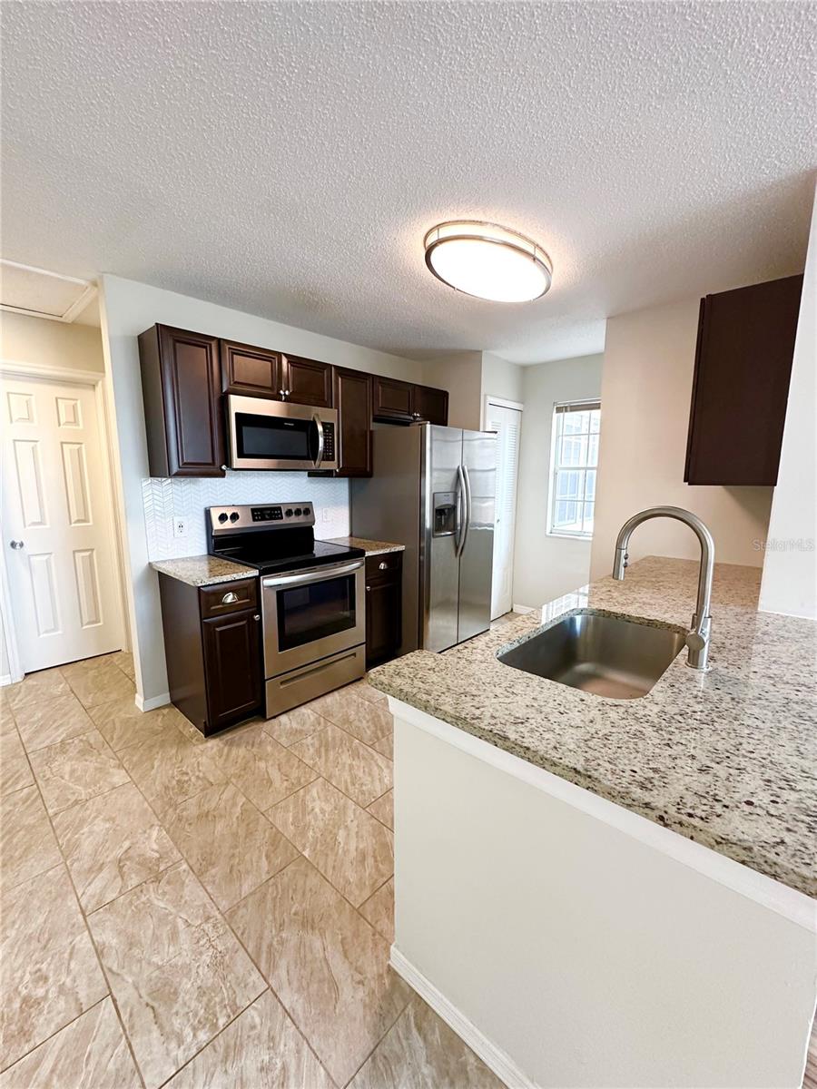 654 ROARING DR #228, ALTAMONTE SPRINGS, FL, 32714