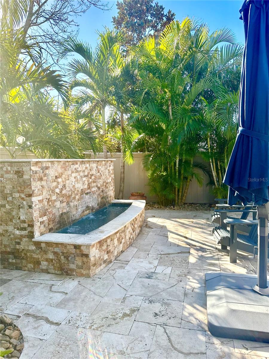 2620 MILFORD BERRY LN, TAMPA, FL, 33618