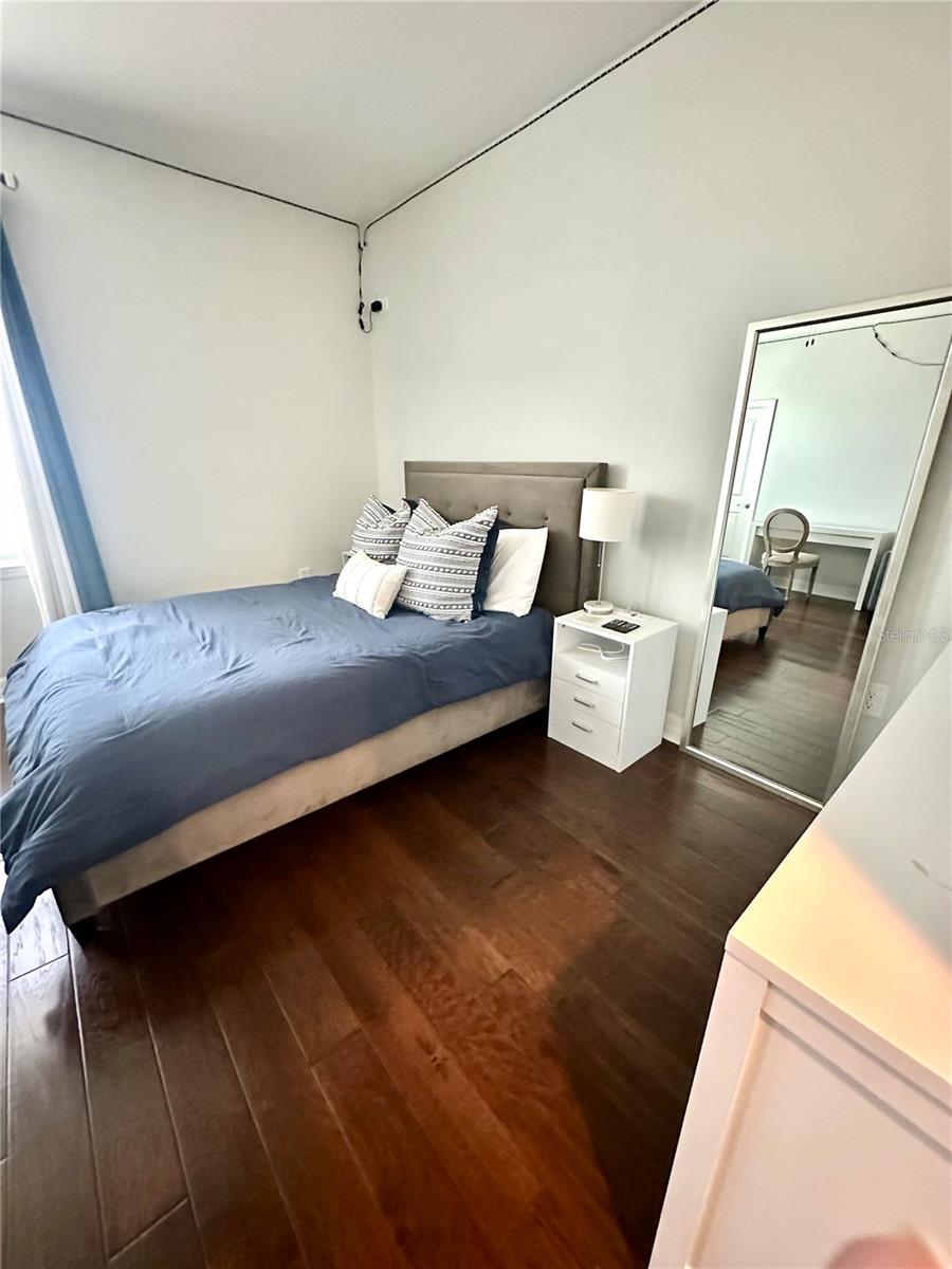 2620 MILFORD BERRY LN, TAMPA, FL, 33618