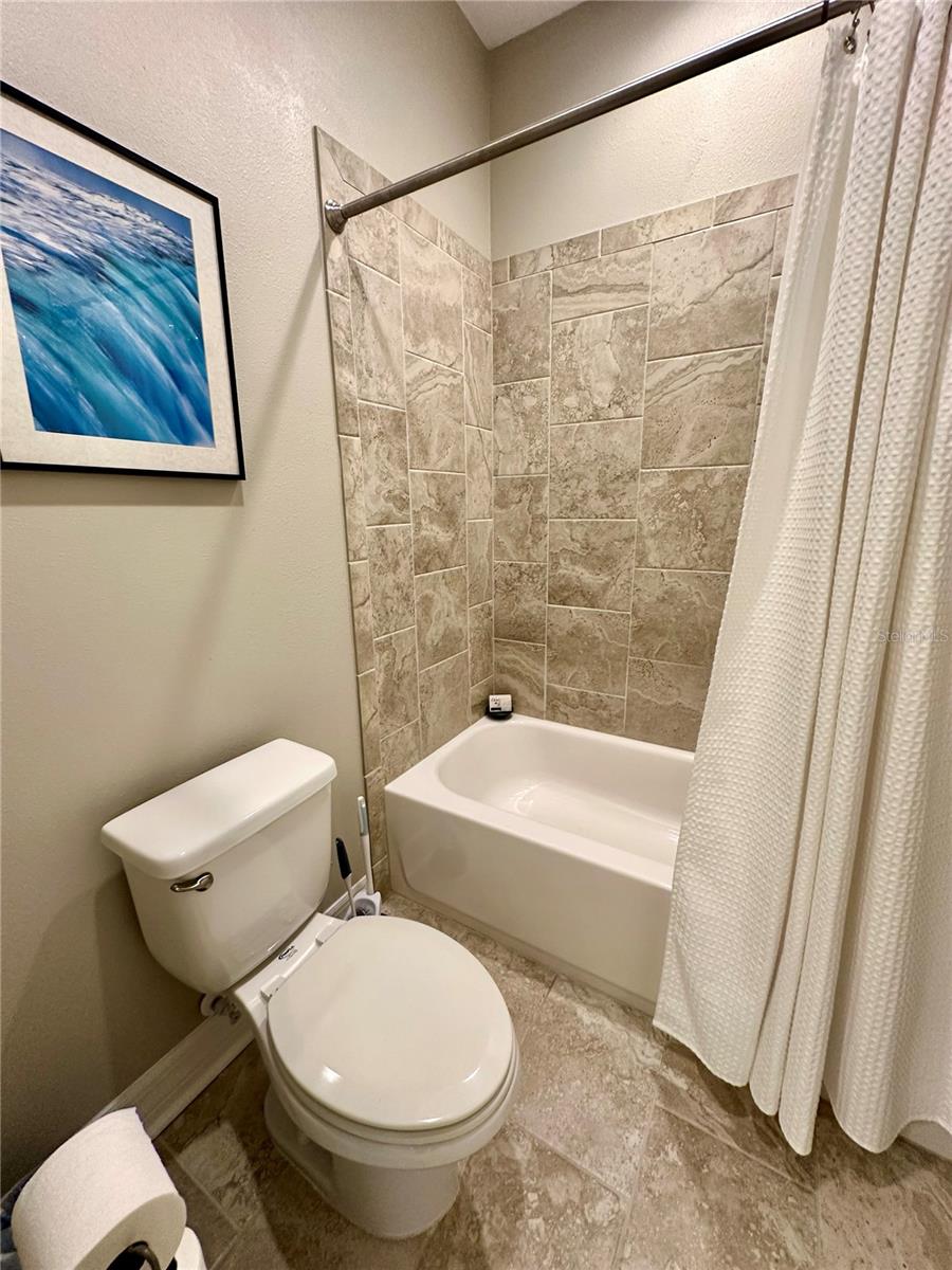 2620 MILFORD BERRY LN, TAMPA, FL, 33618