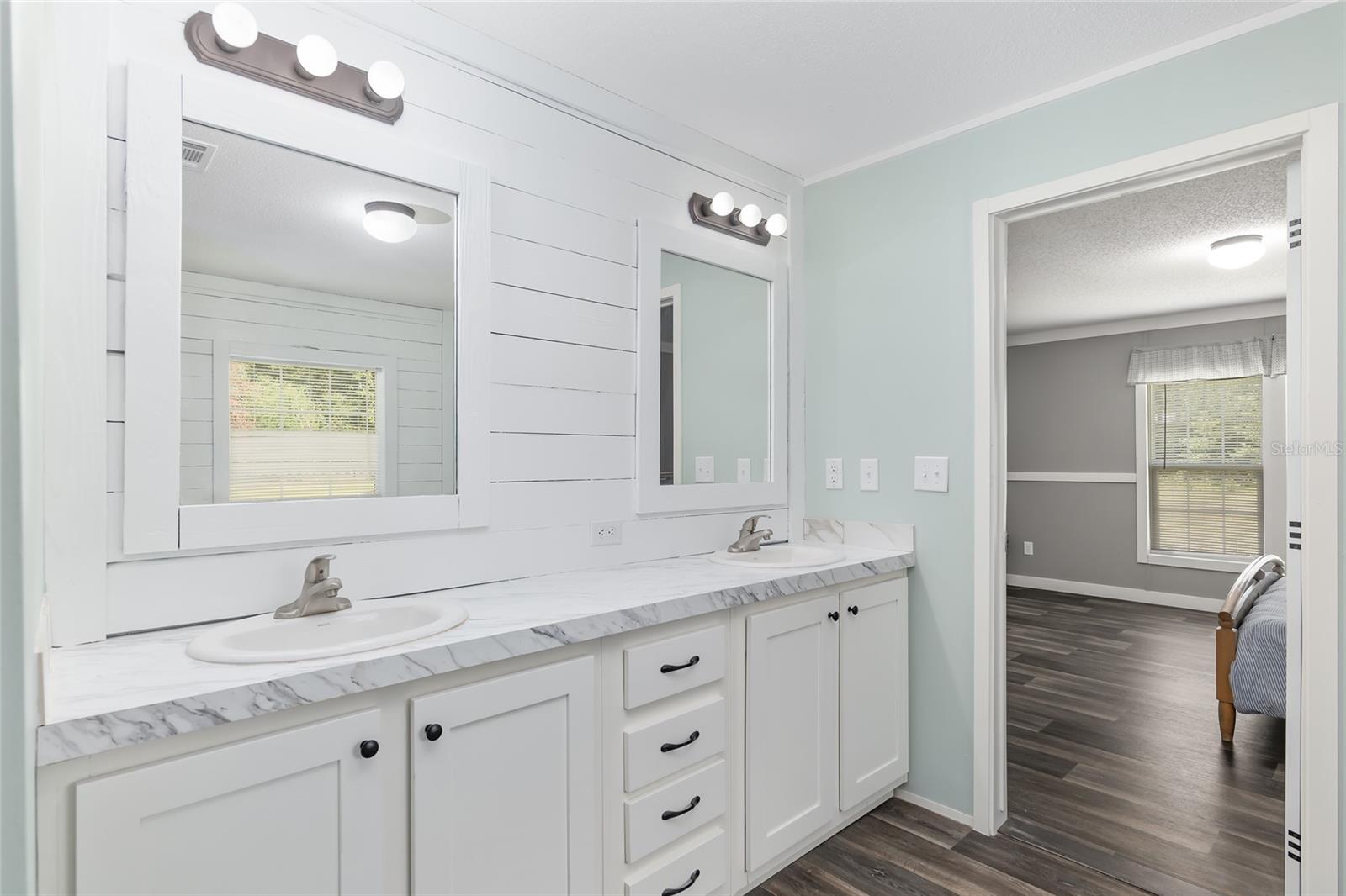 1071 NE 128TH AVE, WILLISTON, FL, 32696