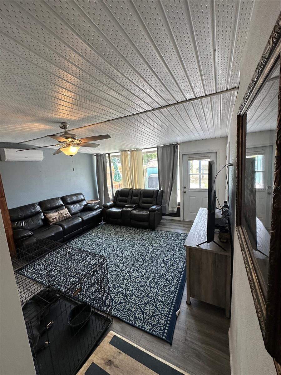 123 W DADE AVE, BUSHNELL, FL, 33513